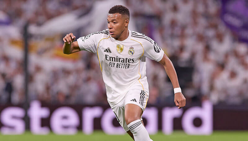 How To Bet - Real Madrid vs Barcelona Predictions, Picks & Odds for Sunday’s La Liga Match