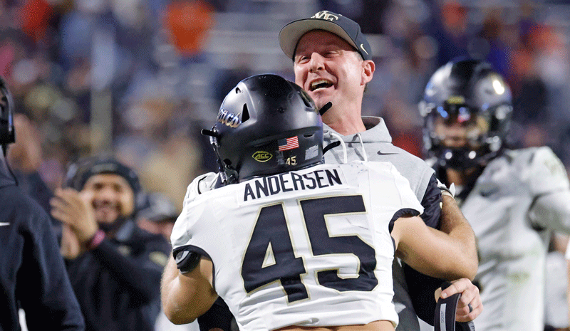 How To Bet - Akron vs Wake Forest Prediction, Picks & Parlay for Week 1
