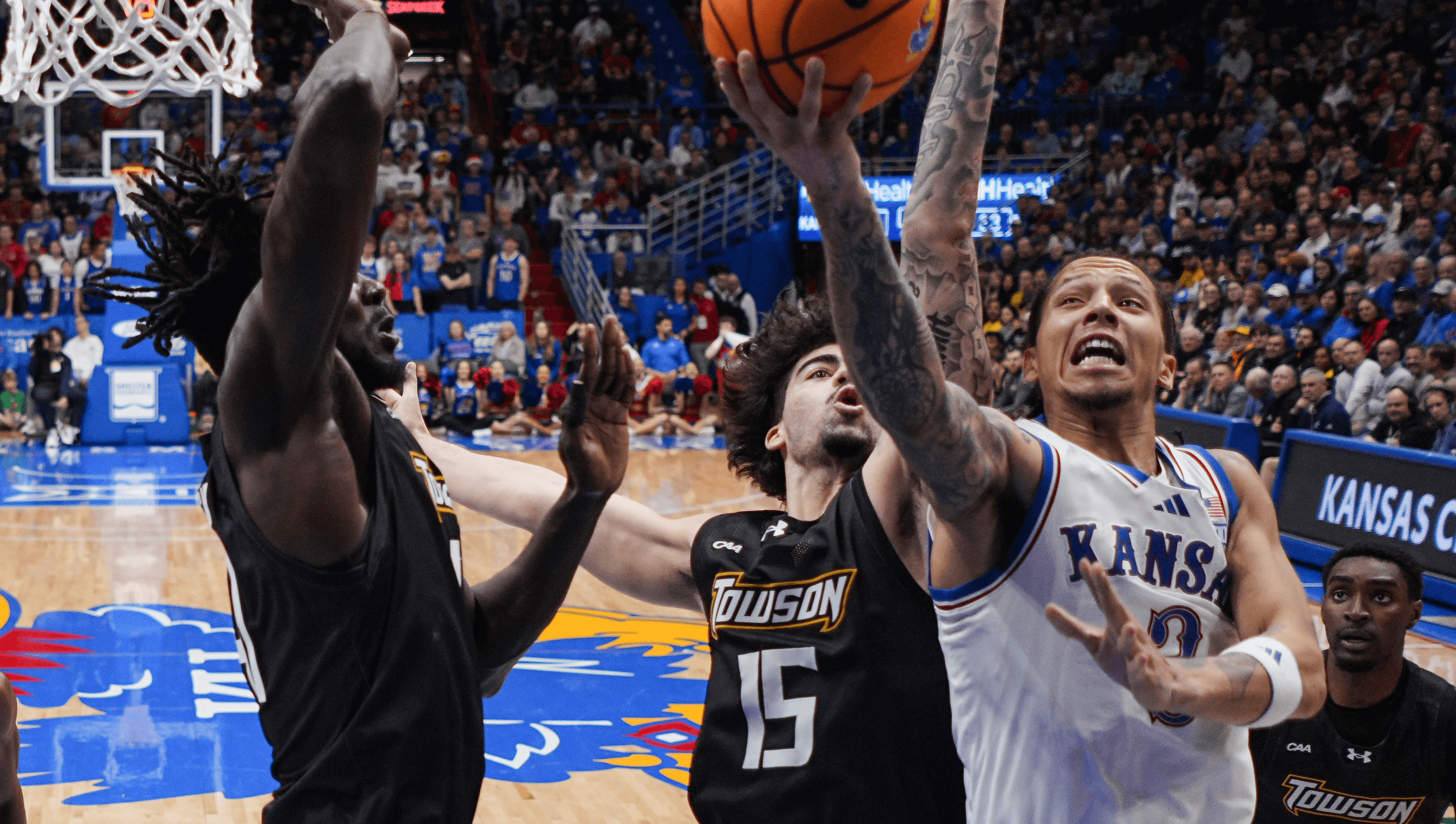 Kansas vs Kansas State Prediction, Picks & Odds for Tonight's College Basketball Game 