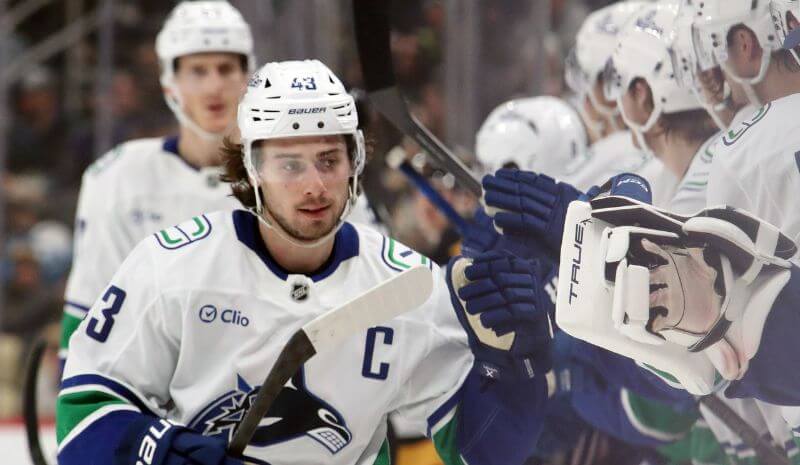 Canucks vs Red Wings Prediction, Picks & Odds for Today’s NHL Game