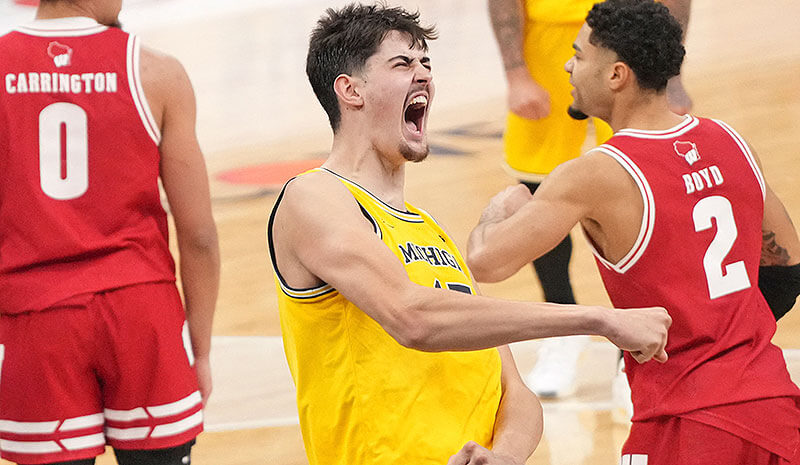 Alabama vs Michigan Prediction, Picks & Odds for Today's March Madness Game