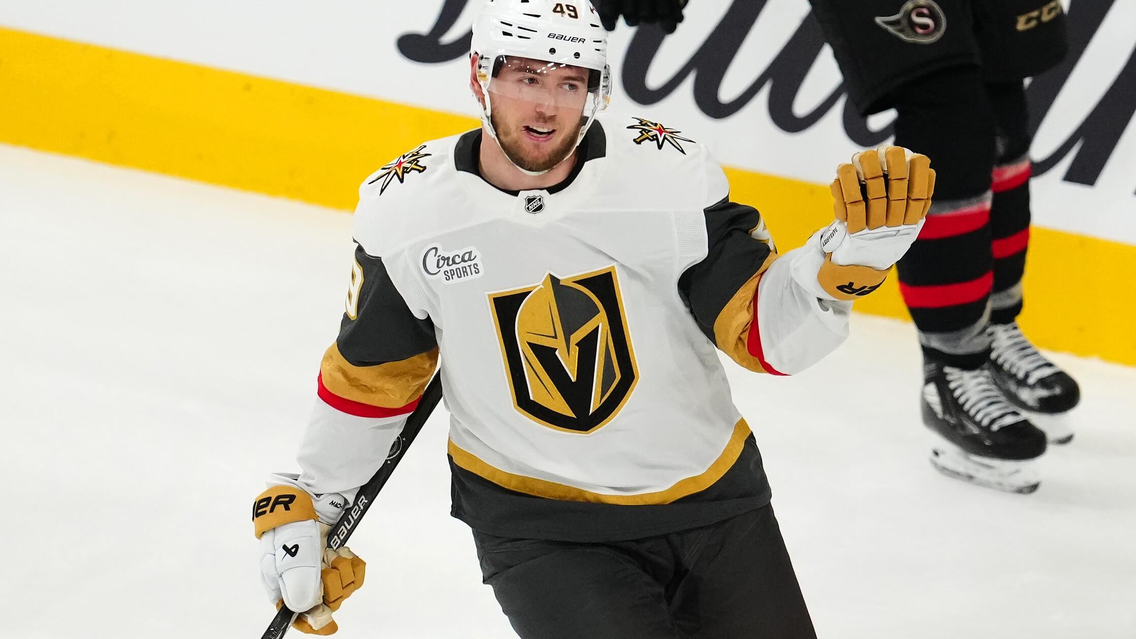 Hurricanes vs Golden Knights Prediction, Picks & Odds for Tonight’s NHL Game