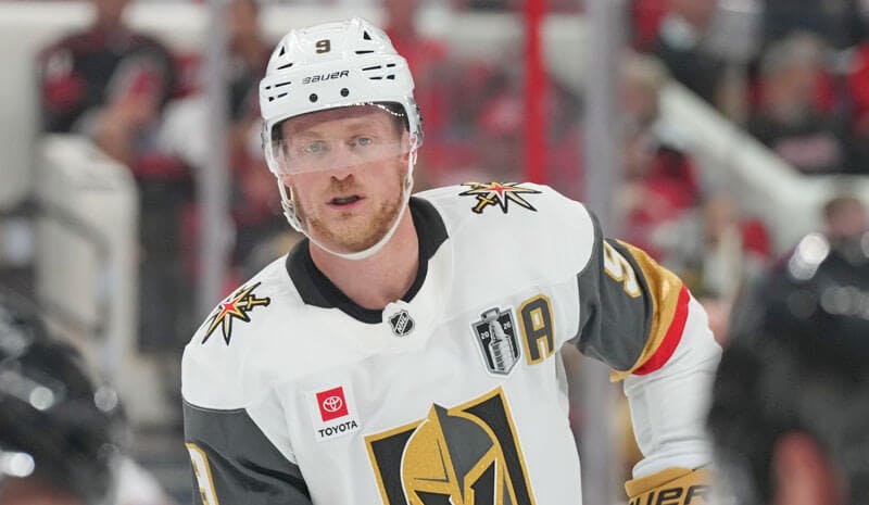 Hurricanes vs Golden Knights Expert Picks & Game 4 Best Bets