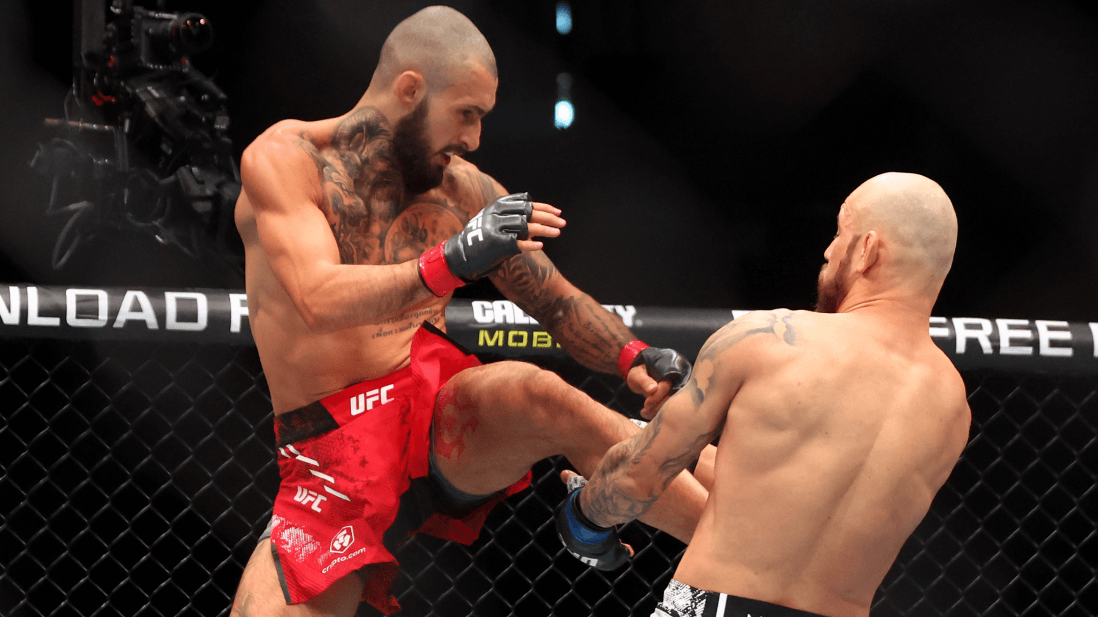 How To Bet - Kyler Phillips vs Charles Jourdain Predictions, Picks & Odds