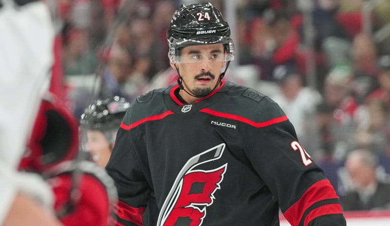 Hurricanes vs Golden Knights Prediction, Picks & Same-Game Parlay for Tonight’s NHL Game