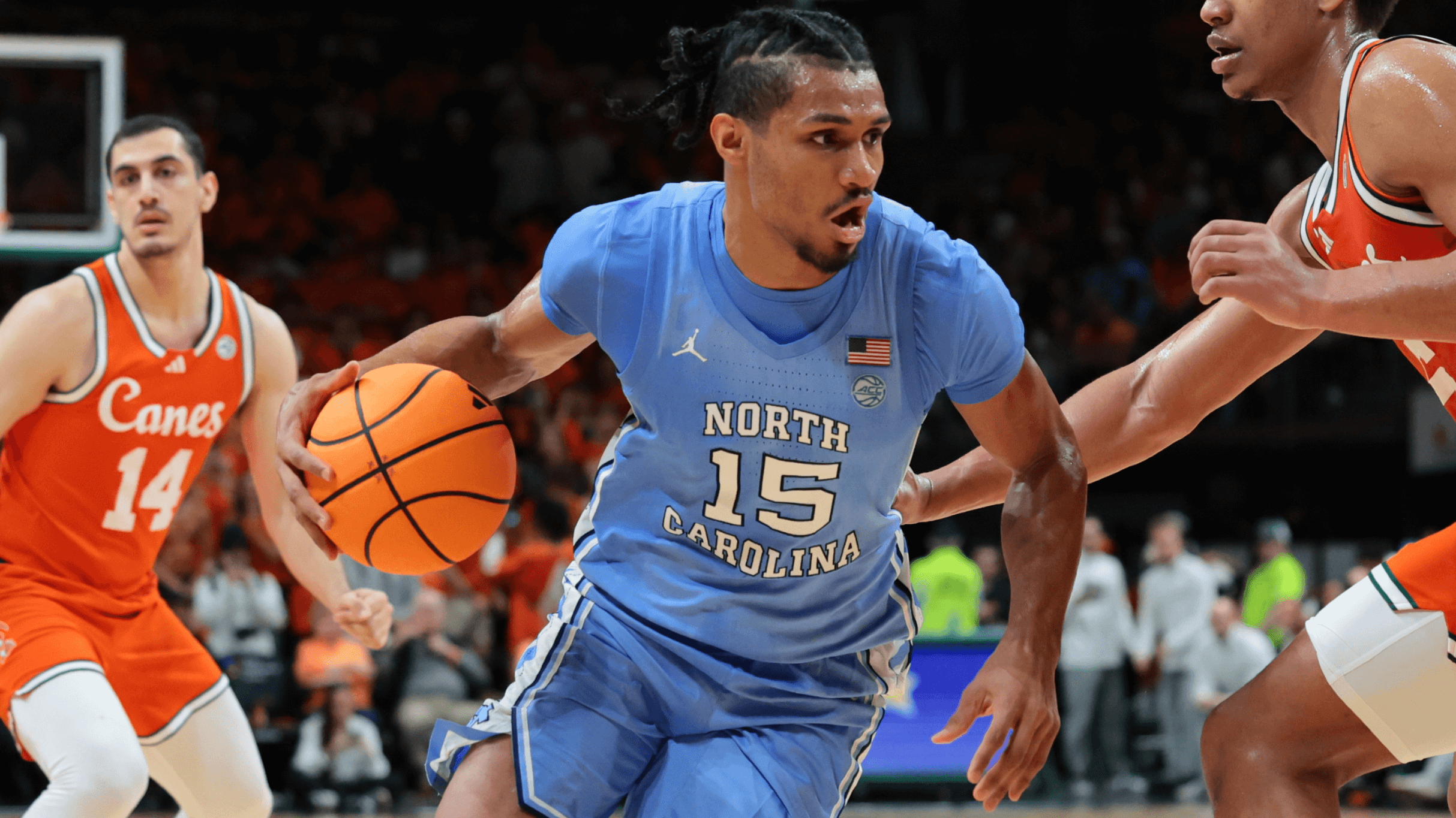 North Carolina vs NC State Prediction, Picks & Odds for Tonight's College Basketball Game 