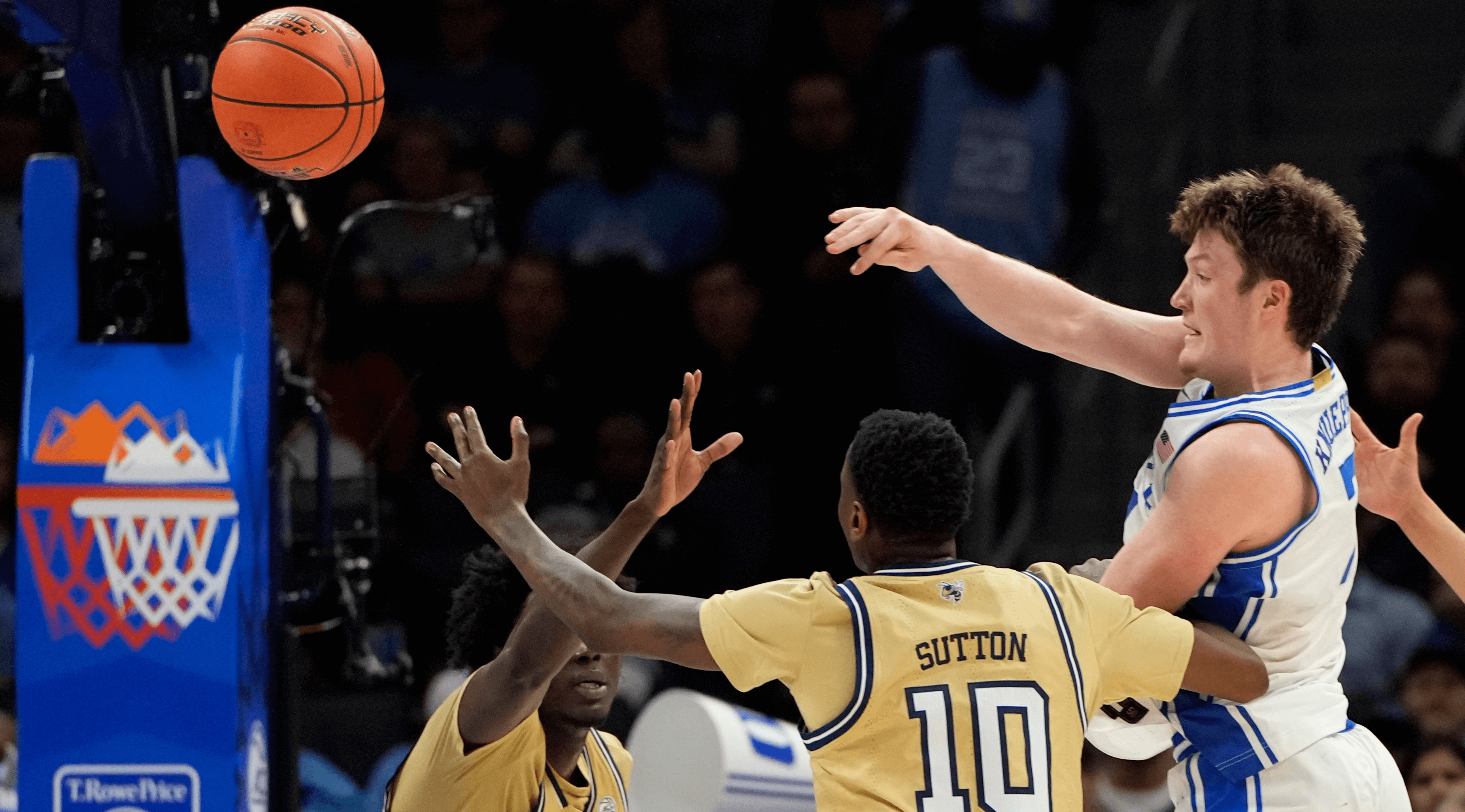 North Carolina vs Duke Prediction, Picks & Odds for Tonight's ACC Tournament Game