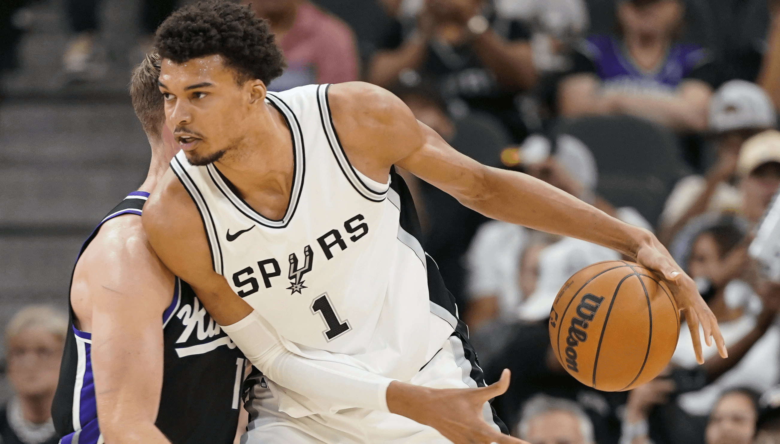 Spurs vs Mavericks Prediction, Picks, and Odds for Tonight’s NBA Game