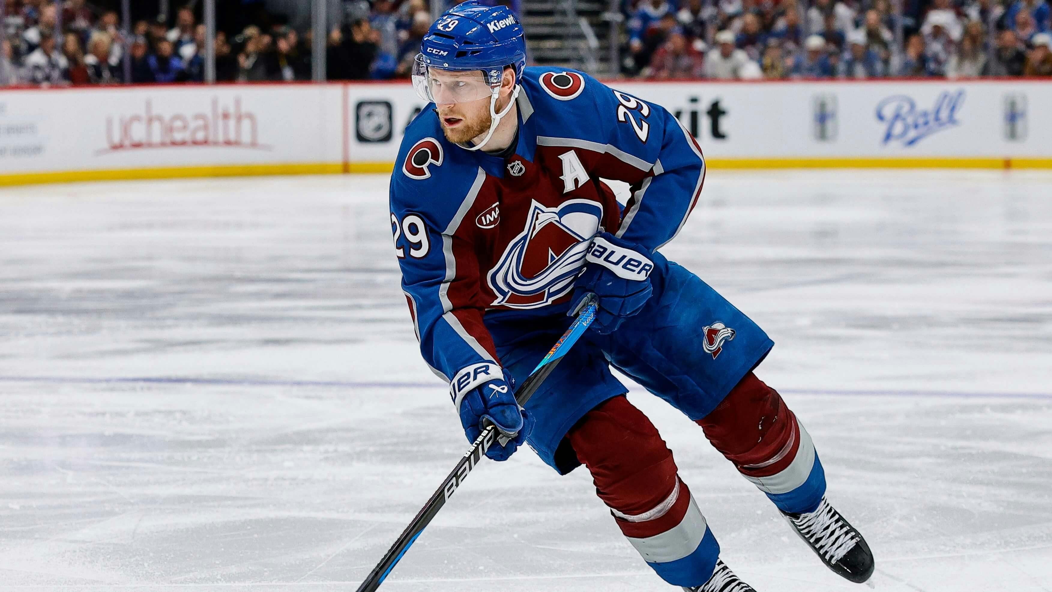 Golden Knights vs Avalanche Prediction, Picks & Best Bets for Tonight's NHL Playoffs Game 1