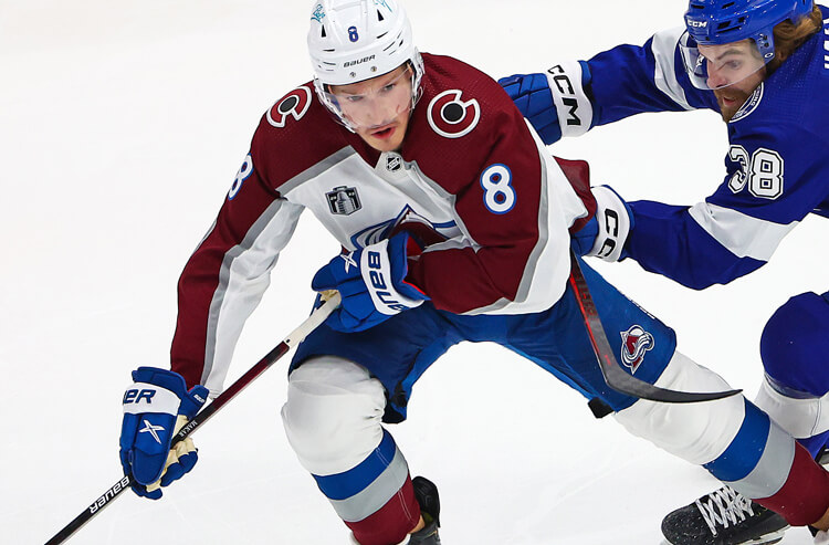 Lightning vs Avalanche Game 5 Props: Power Play Buries the Champs