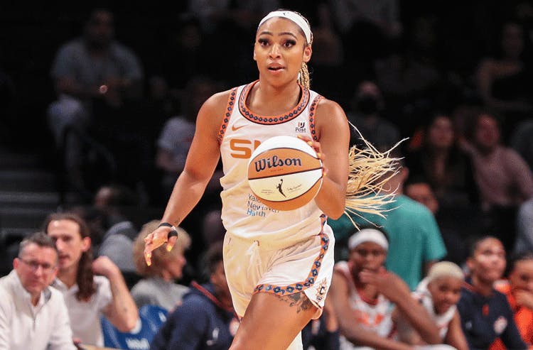 DiJonai Carrington Connecticut Sun WNBA