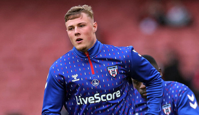 How To Bet - Sunderland vs Nottingham Forest Predictions, Picks & Odds for Friday's Premier League Match 