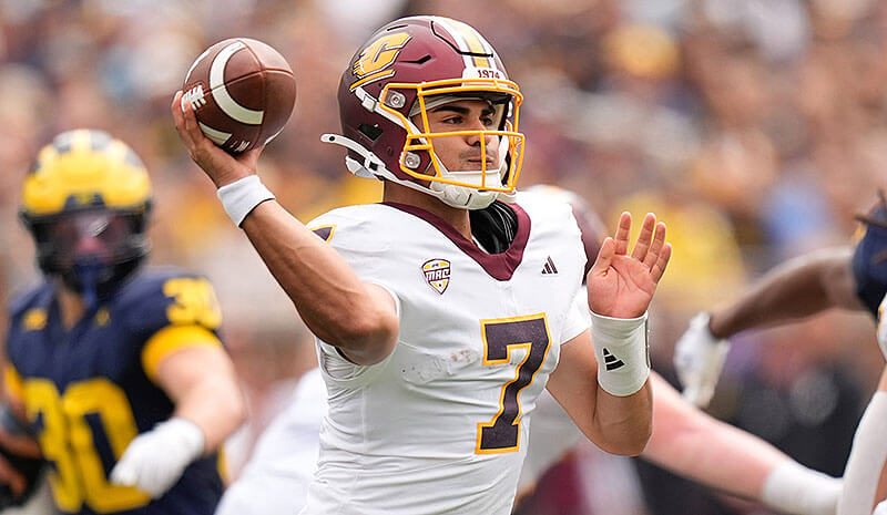Buffalo vs Central Michigan Prediction, Picks & Odds for Tonight — College Football Week 12