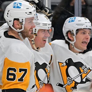Evgeni Malkin Pittsburgh Penguins NHL