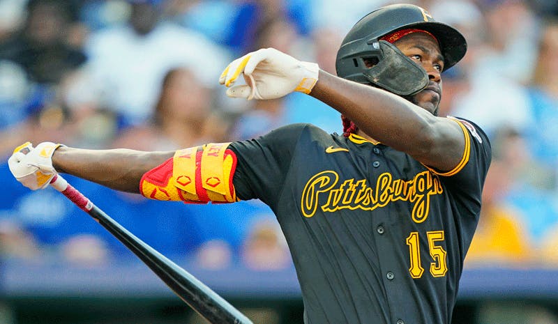 Reds vs Pirates Prediction, Picks & Odds — Thursday, August 7