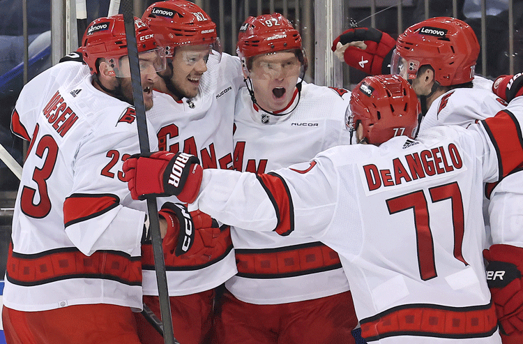 How To Bet - Hurricanes' CEO Doesn’t Foresee Retail Sports Betting in North Carolina