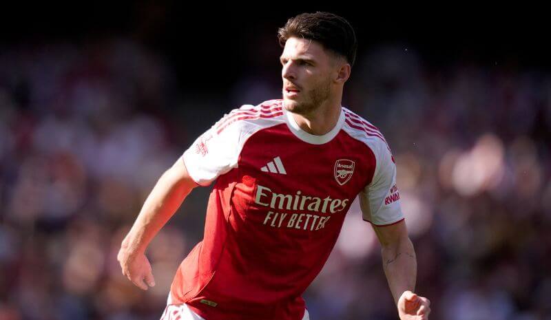 How To Bet - Man United vs Arsenal Predictions, Picks & Odds for Sunday's Premier League Match