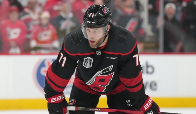 Carolina Hurricanes left wing Taylor Hall (71) looks on.