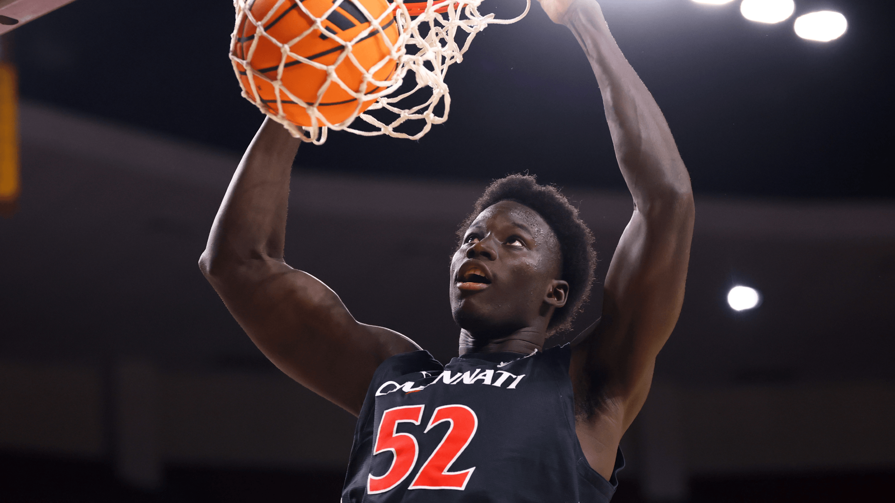 Cincinnati vs Utah Prediction, Picks & Odds for Today's Big 12 Tournament Game