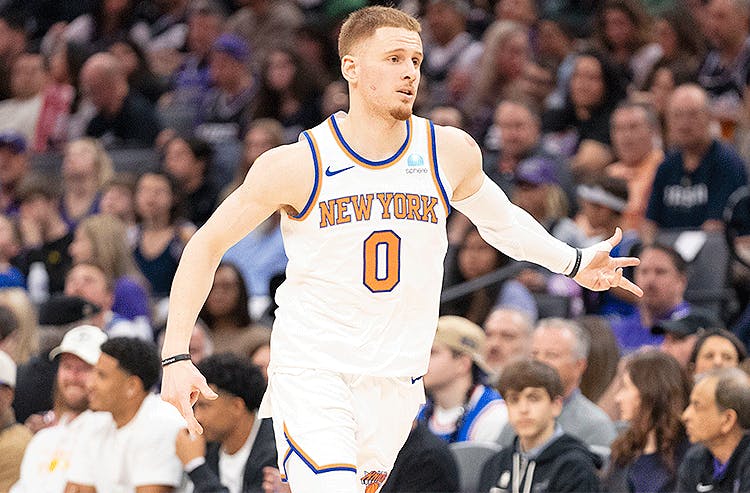 Knicks vs. Warriors prediction, player props, best bets against the spread  and moneyline