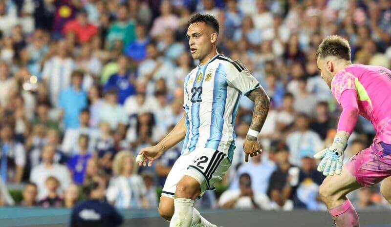 How To Bet - Argentina vs Algeria Predictions & Picks — Who Will Win Tonight's World Cup Match?