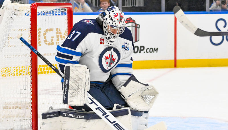 Connor Hellebuyck Winnipeg Jets NHL