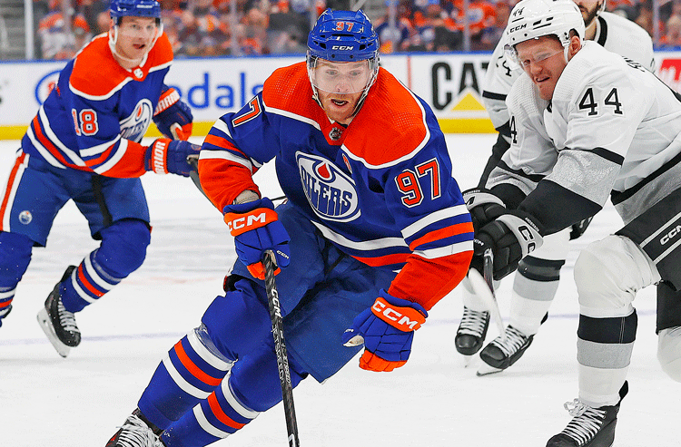 How To Bet - Oilers vs Canucks Predictions, Picks, and Odds for Tonight’s NHL Playoff Game 