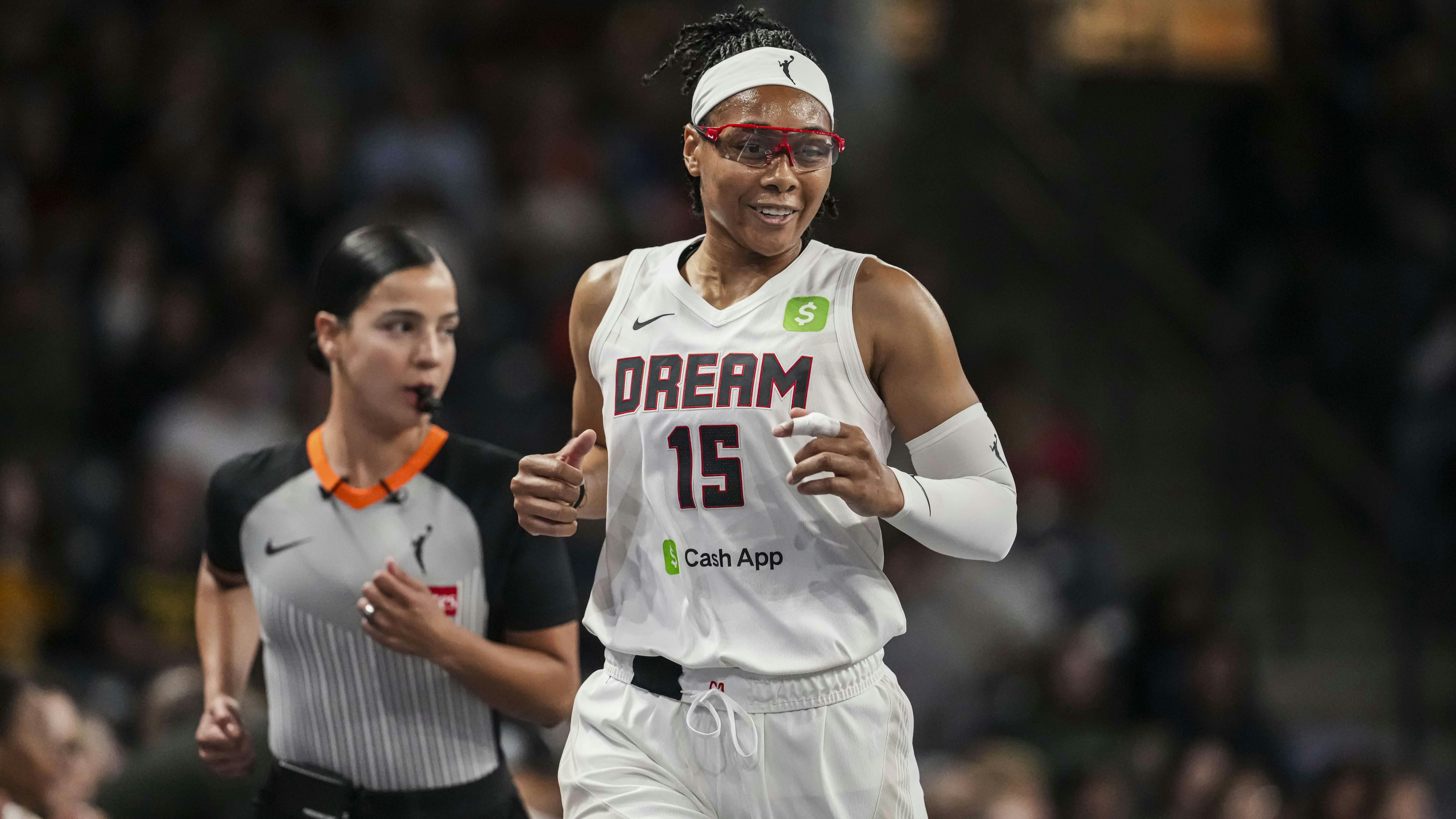 Dream vs Sun Predictions, Picks & Odds for Tonight’s WNBA Game