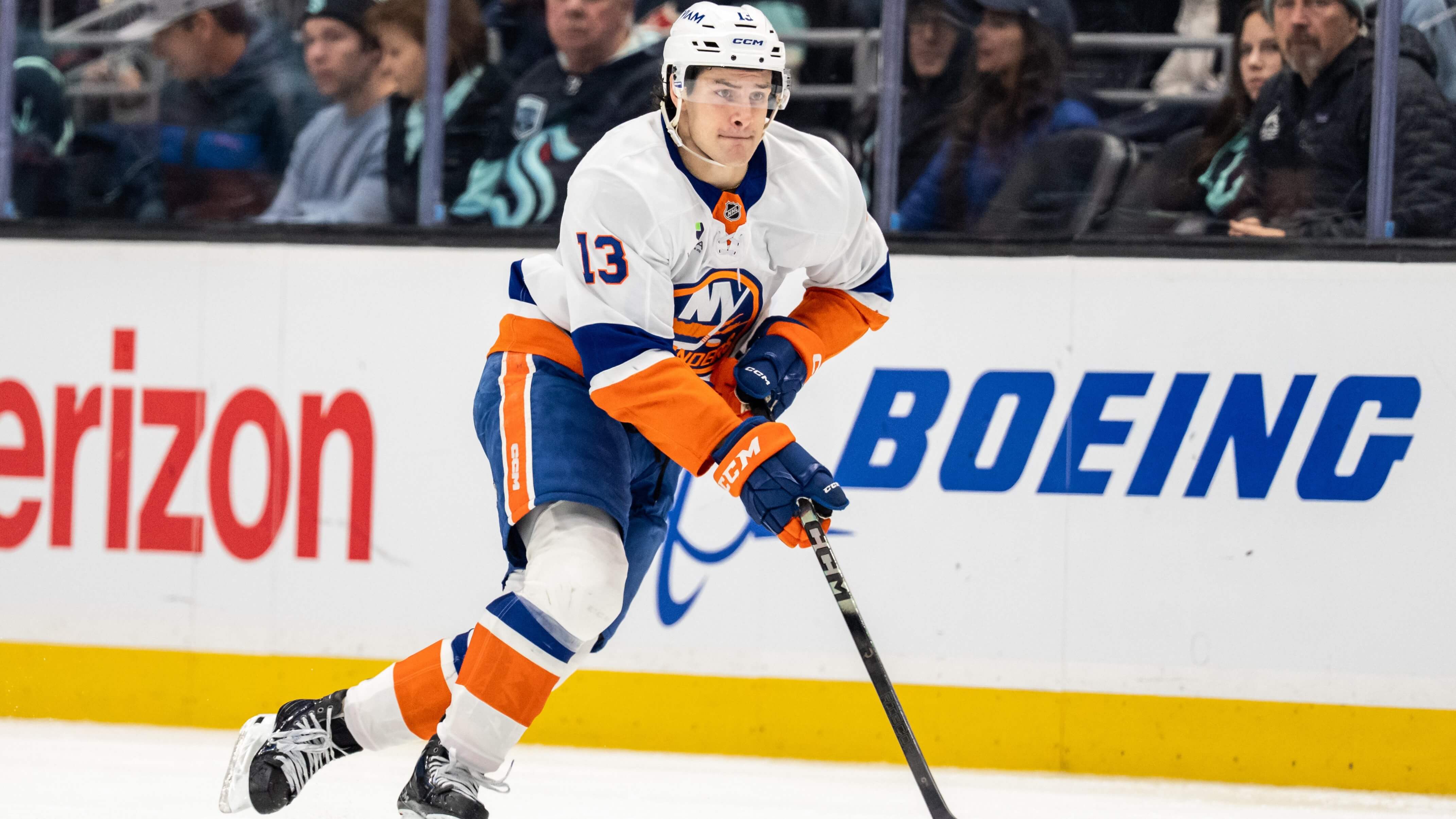 Islanders vs Rangers Prediction, Picks & Odds for Tonight’s NHL Game