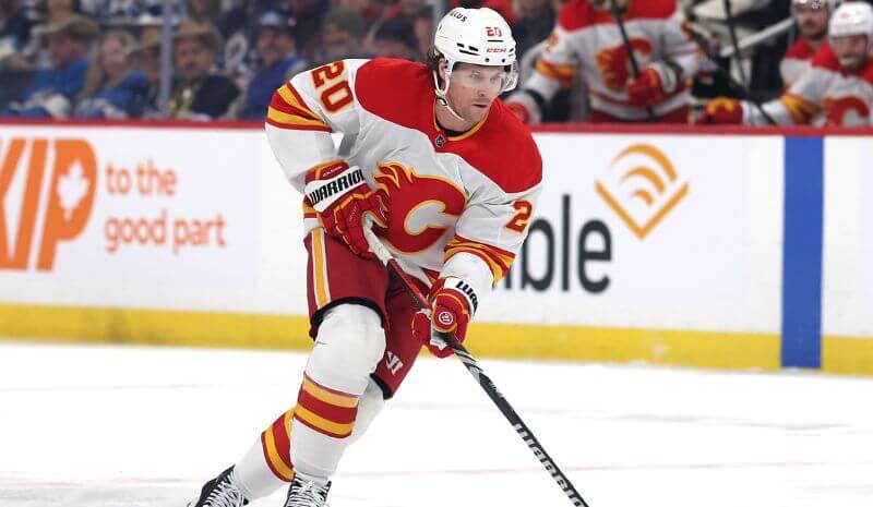 Flames vs Kraken Prediction, Picks & Odds for Tonight’s NHL Game