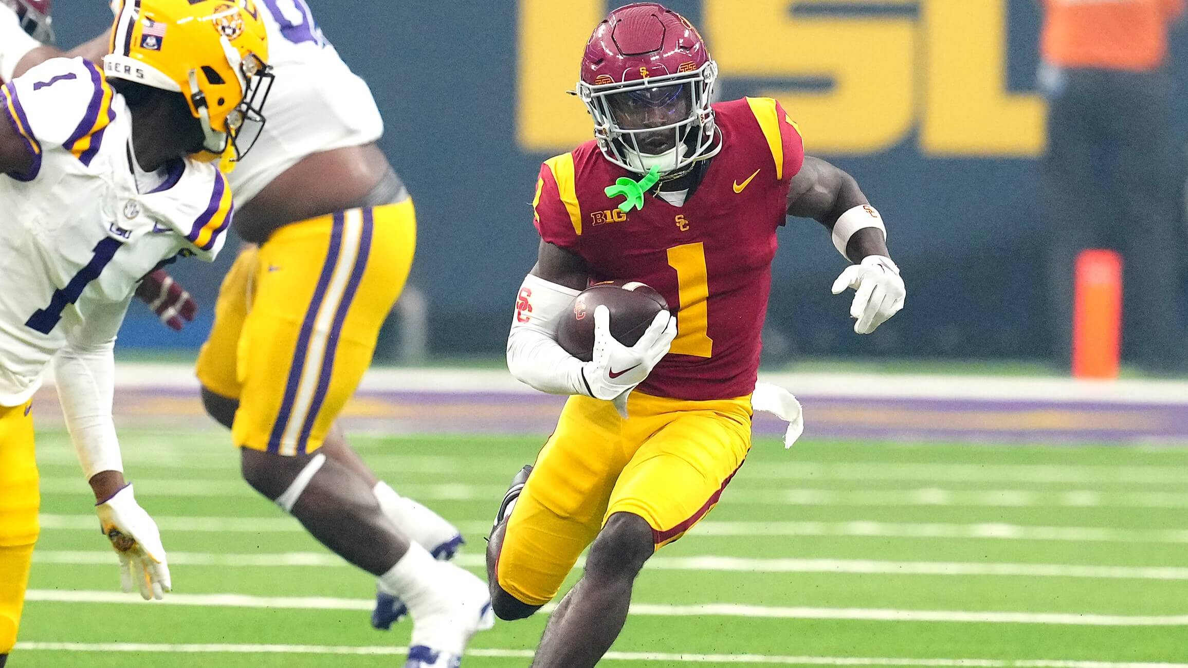 How To Bet - Utah State vs USC NCAAF Picks & Predictions: Branch, Trojans All Business Early