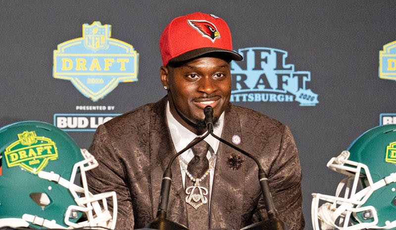 NFL Rookie of the Year Odds: Jeremiyah Love and David Bailey Emerge as Early Favorites