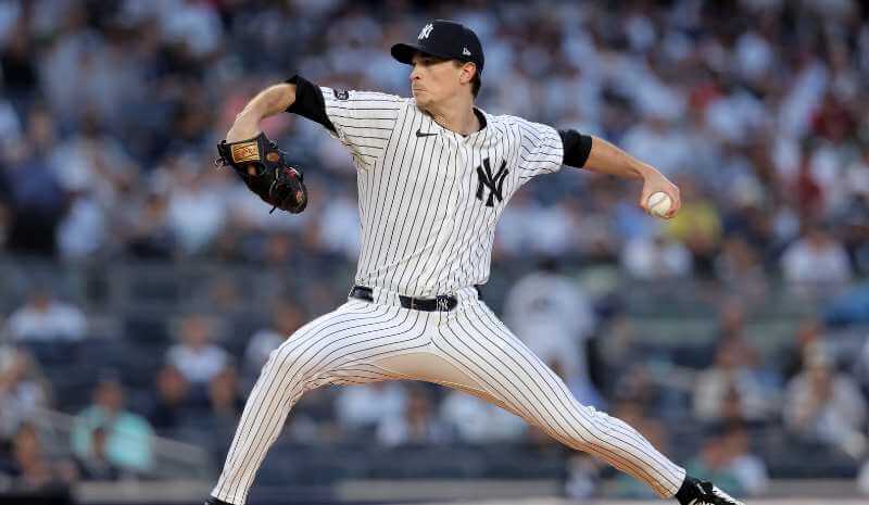 Yankees vs Blue Jays Prediction, Picks & Odds for ALDS Game 2 — Sunday, October 5
