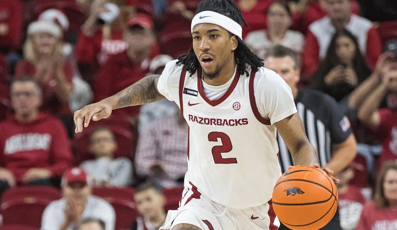 Michigan vs Arkansas Prediction, Picks, and Odds for Tonight’s College Basketball Game