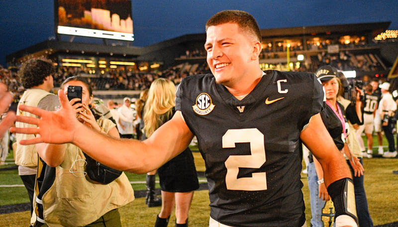 How To Bet - College Football Picks Against the Spread for Week 10