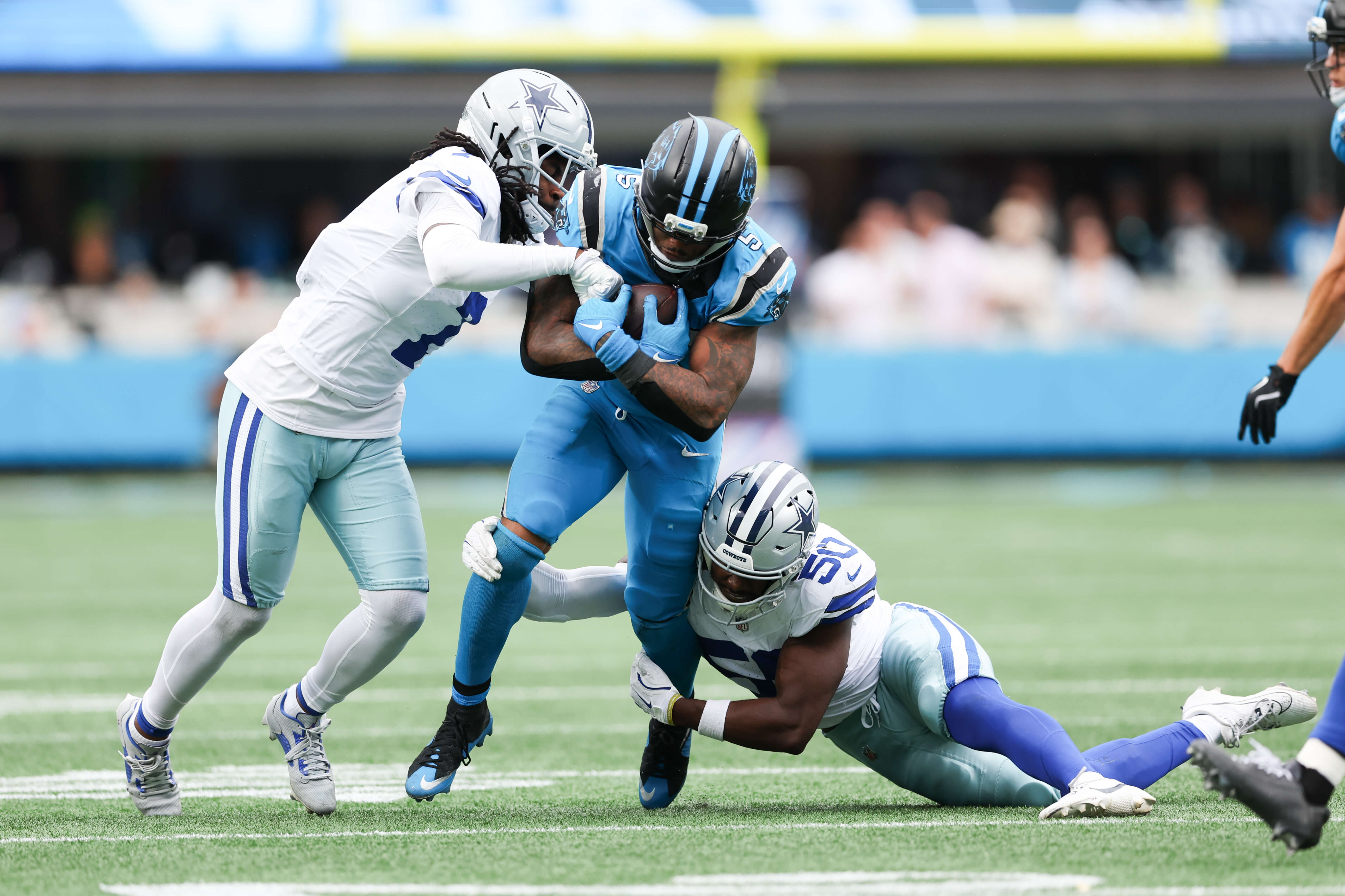 How To Bet - NFL Moneyline Favorites Roll in Week 6, Sportsbooks Win Big on Cowboys’ Loss