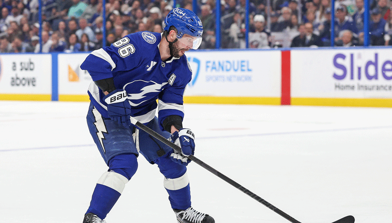 Sabres vs Lightning Prediction, Picks & Odds for Tonight’s NHL Game