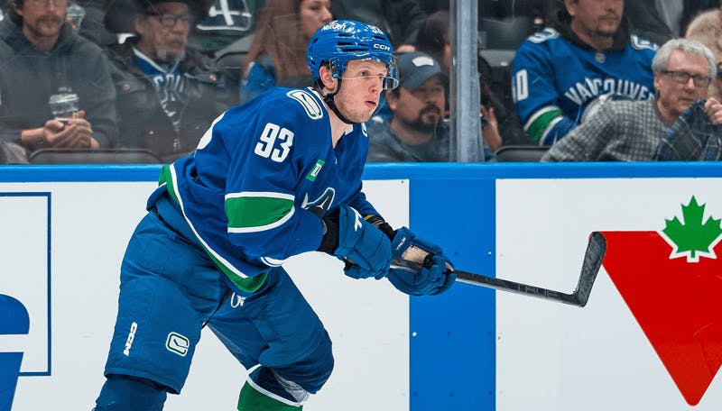 Panthers vs Canucks Prediction, Picks & Odds for Tonight’s NHL Game