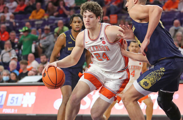 Virginia Tech vs Clemson ACC Tournament Picks and Predictions: Getting Struck By Clemson's Claws