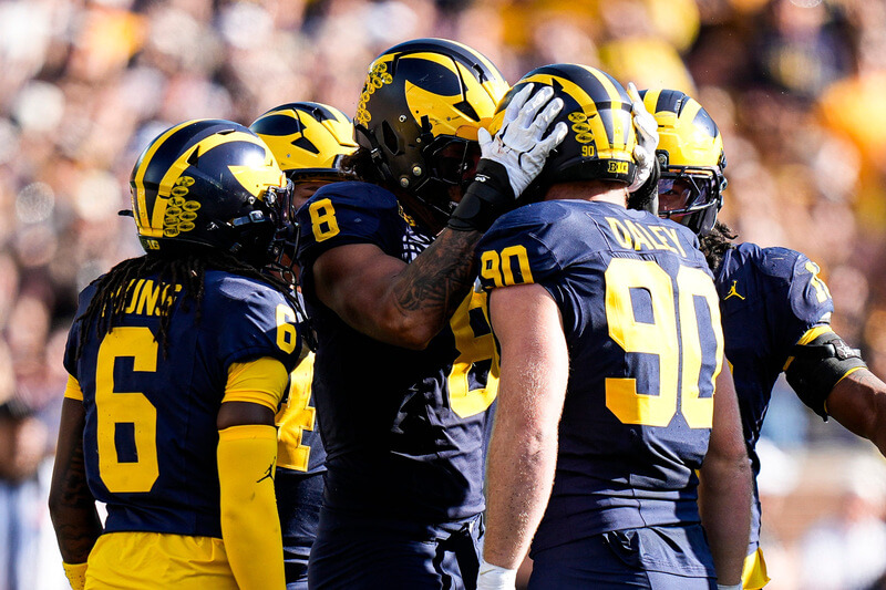 Michigan vs Minnesota Prediction, Picks & Early Odds: College Football Week 5