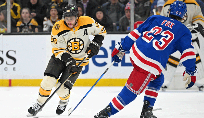 Bruins vs Rangers Prediction, Picks & Odds for Tonight’s NHL Game 