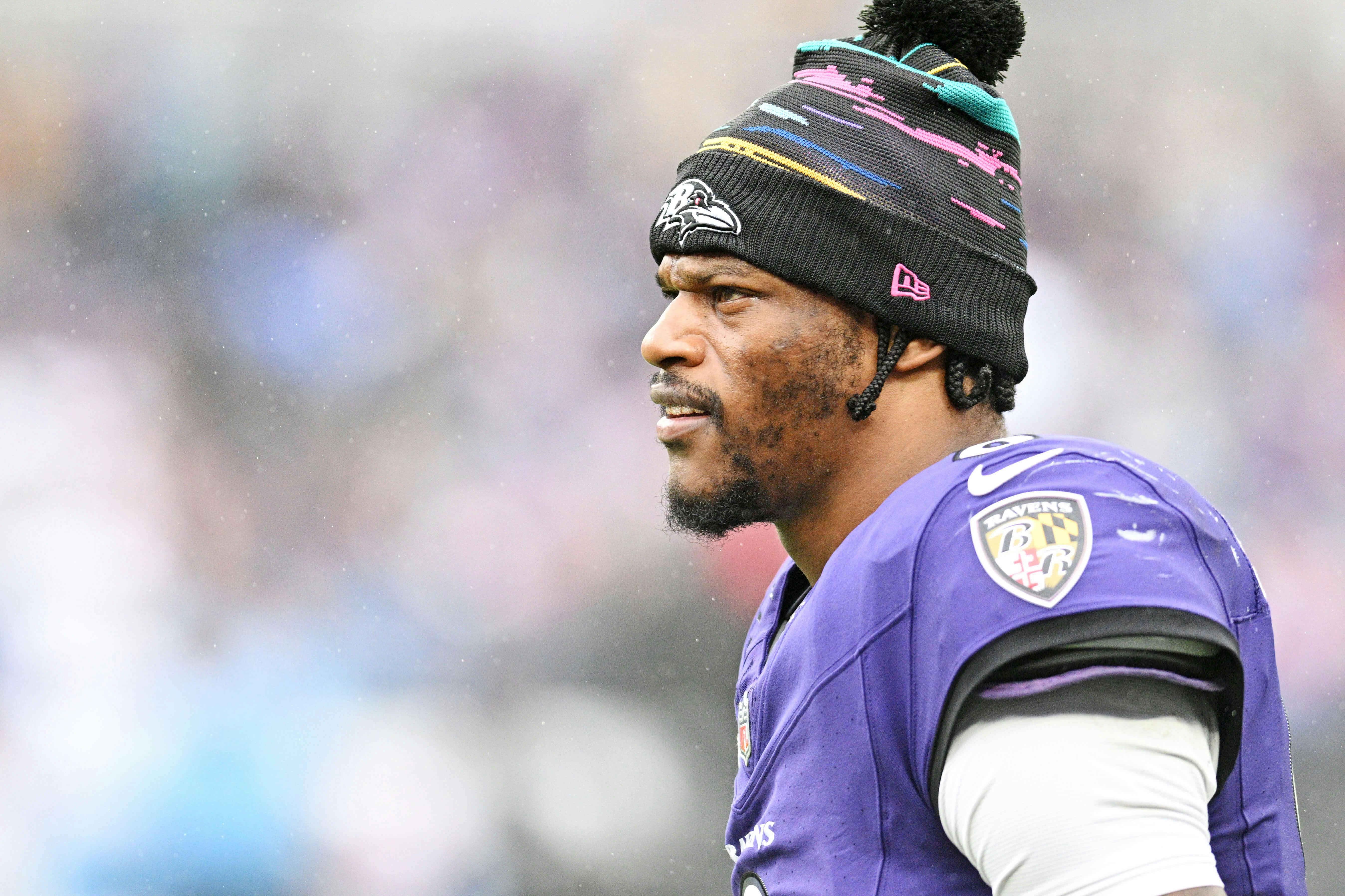 Ravens-Falcons Line Swings 9 Points Amid Lamar Injury Doubts