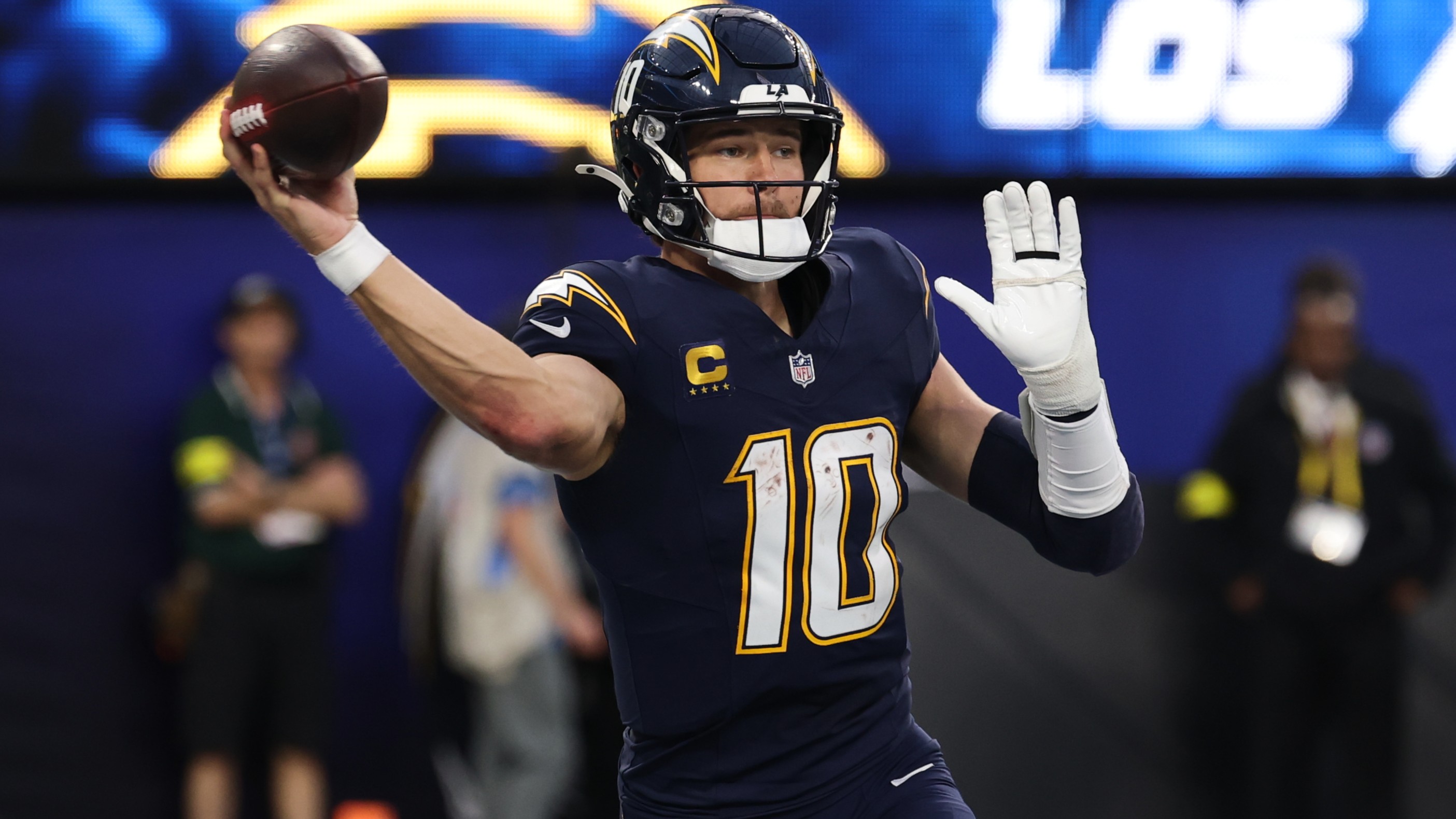 How To Bet - Chargers vs Patriots: Time, Channel & Free Live Streaming Info for Sunday Night Football