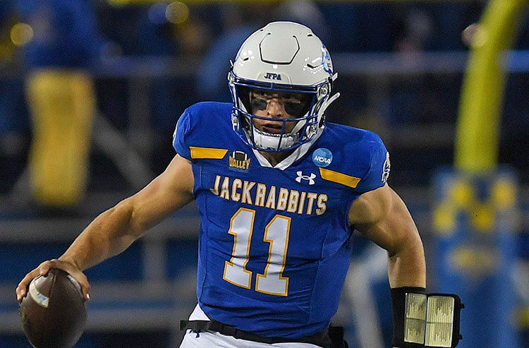 How To Bet - South Dakota State vs Montana Prediction: FCS Championship Game Odds and Picks