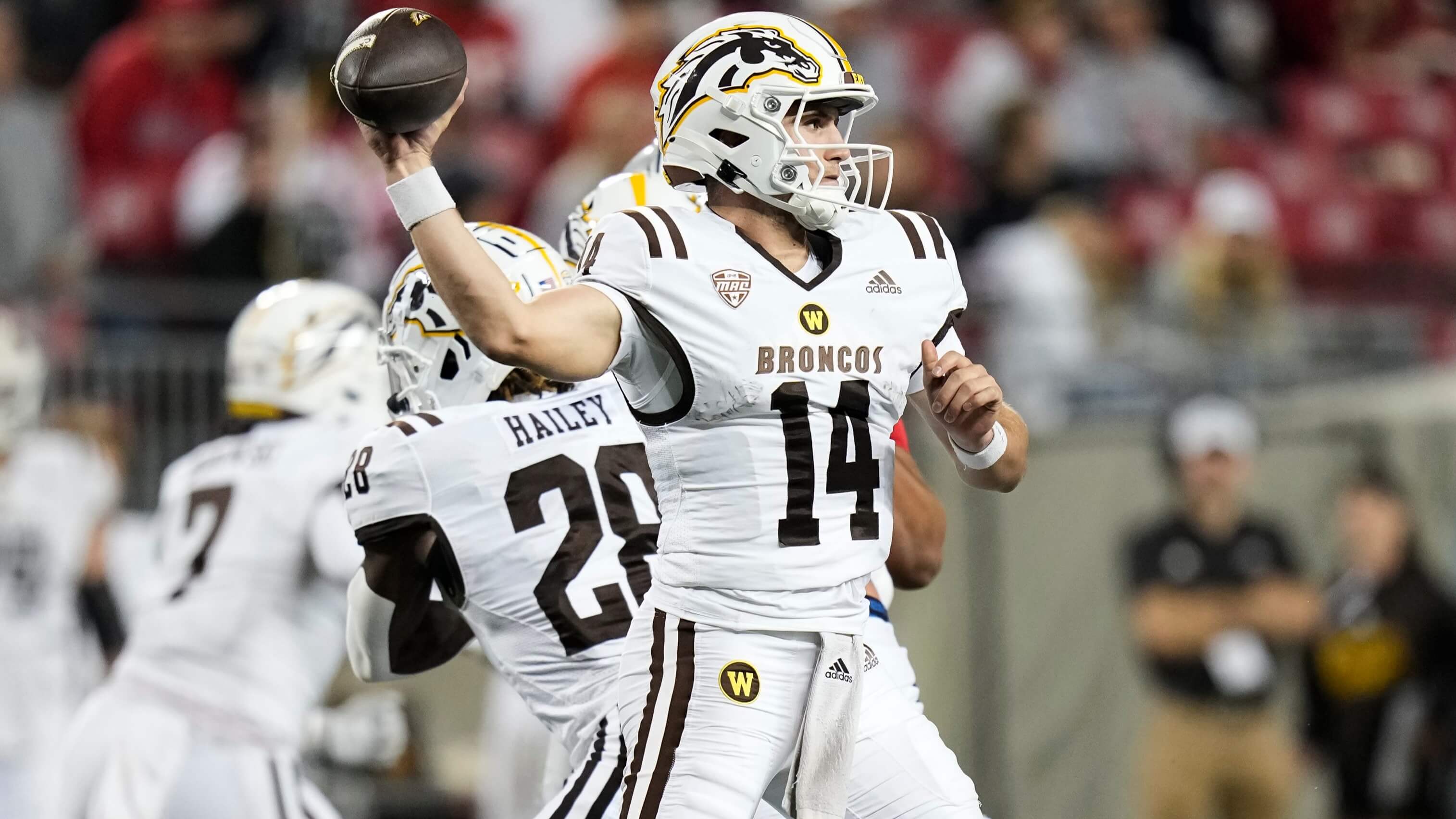 Miami (OH) vs Western Michigan Prediction, Picks & Odds for December 6 — MAC Championship