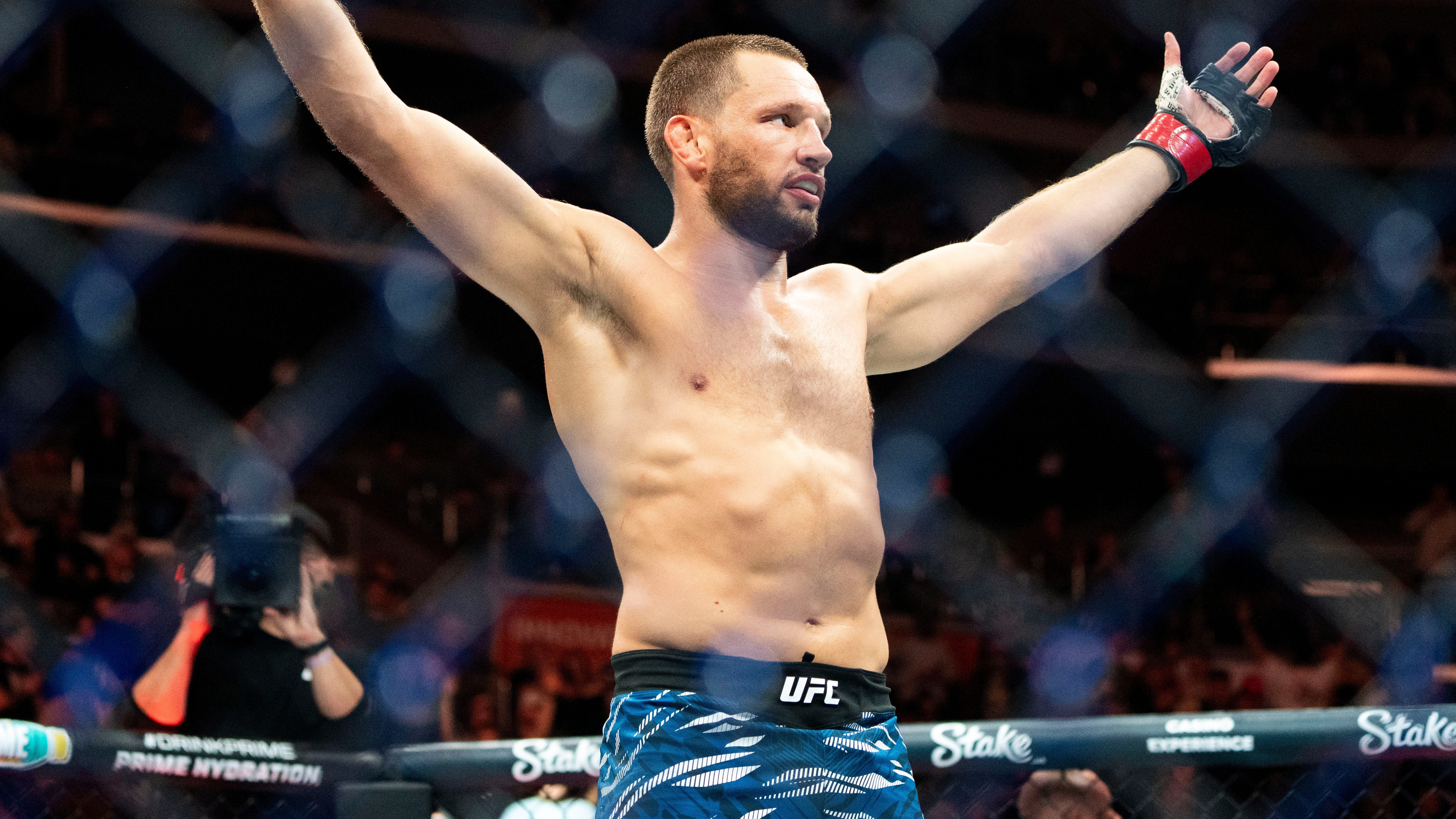 Reinier de Ridder vs Brendan Allen Predictions, Picks & Odds