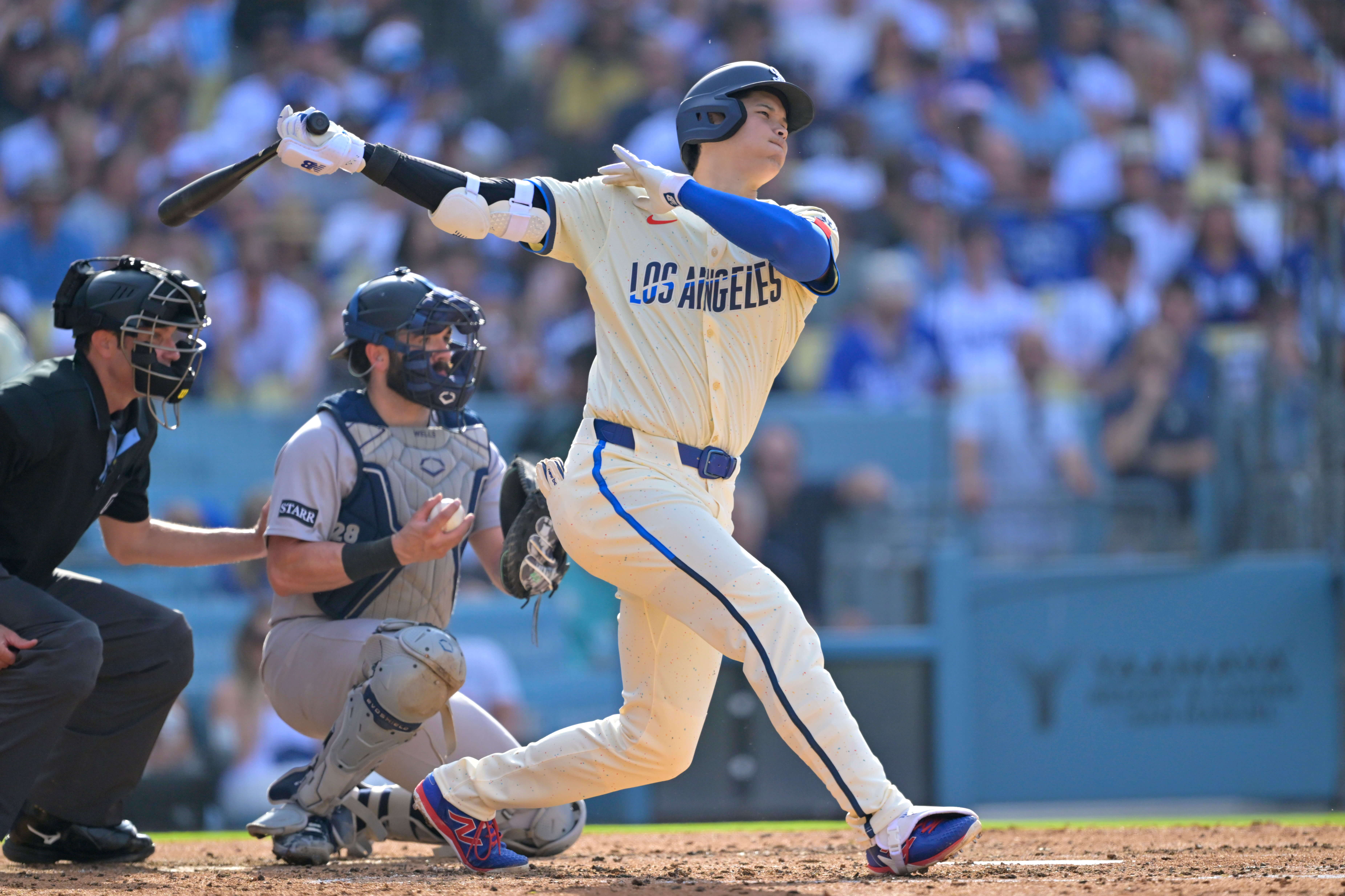 Yankees vs Dodgers Prediction, Picks & Odds for Sunday Night Baseball