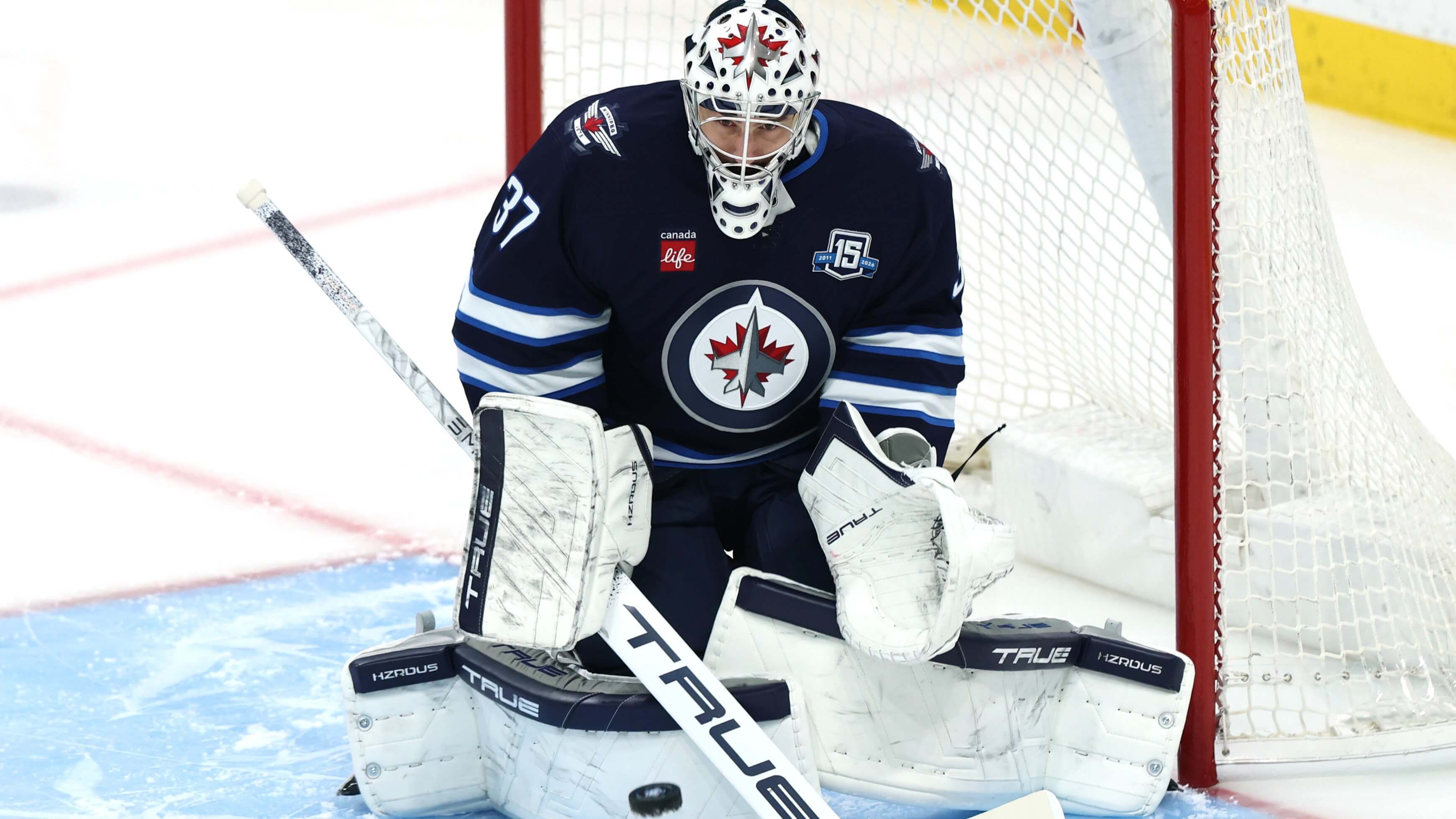 Winnipeg Jets NHL Connor Hellebuyck