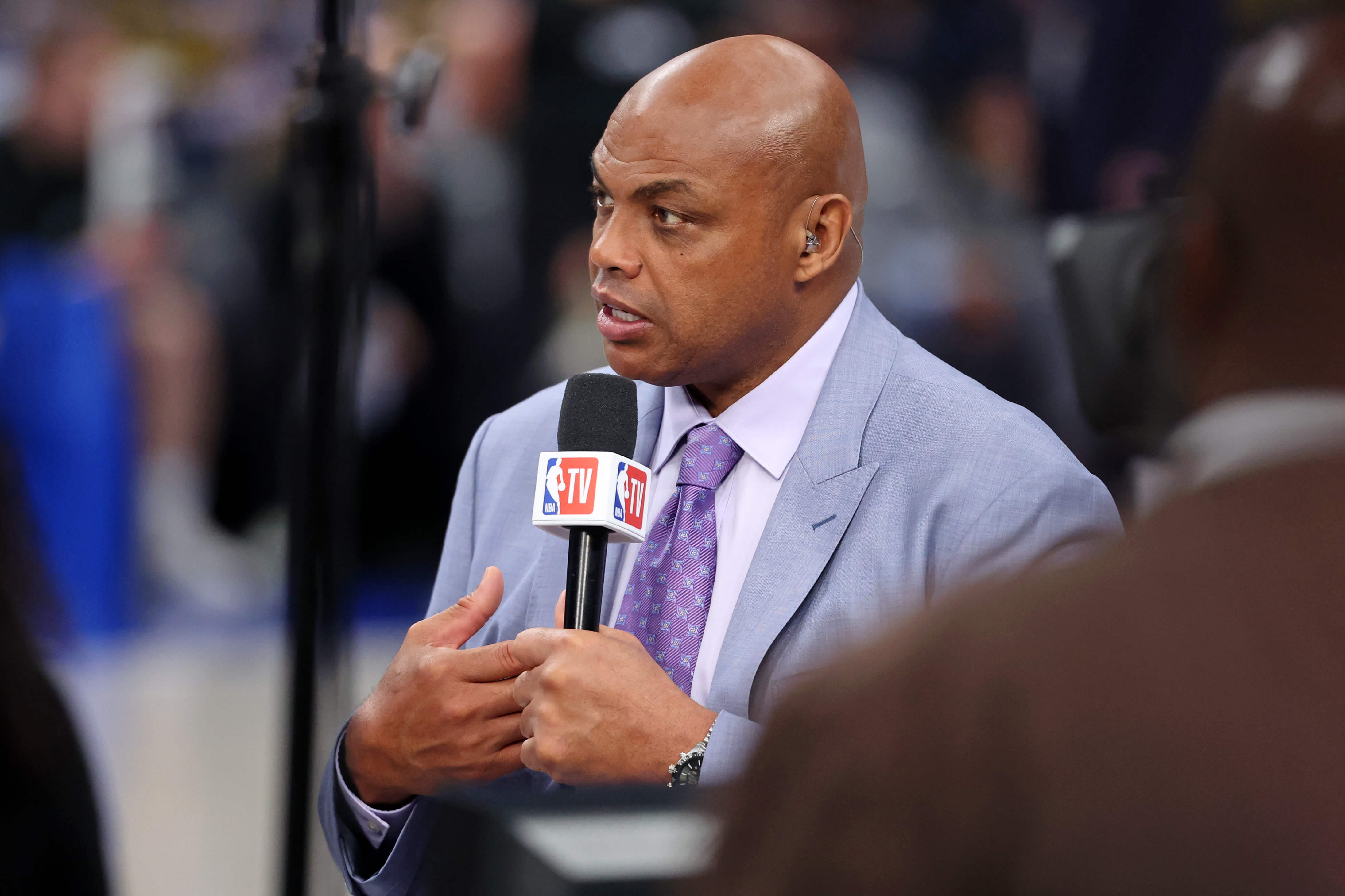 How To Bet - Barkley: I Have a Bookie on the Side, 'FanDuel Only Let's Me Bet So Much'