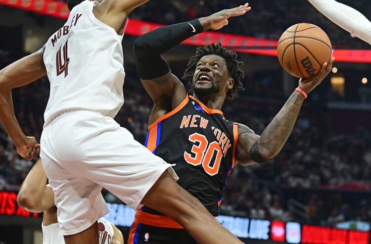 Knicks vs Cavaliers NBA Odds, Picks and Predictions – NBA Playoffs Game 5